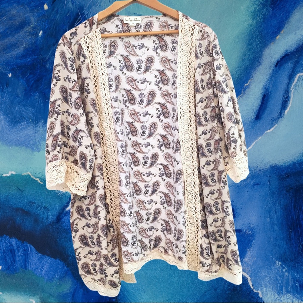 Indigo Rose Women’s plus-size Cream Paisley-print Crochet-lace Kimono💜💜1X